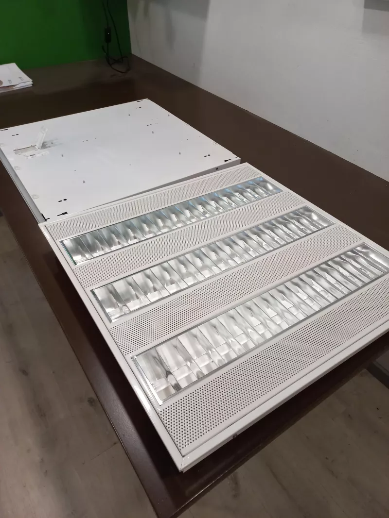 Réemploi - dalle luminaire